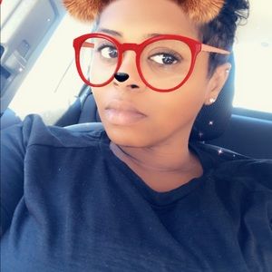 Meet your Posher, Makiah